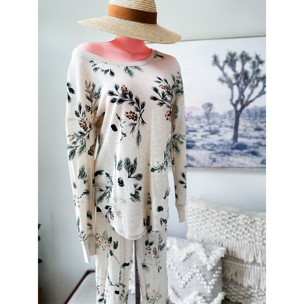 Amongst the Evergreen Trees dreamy soft waffle thermal 2pc jogger pajama set - Picture 6 of 6
